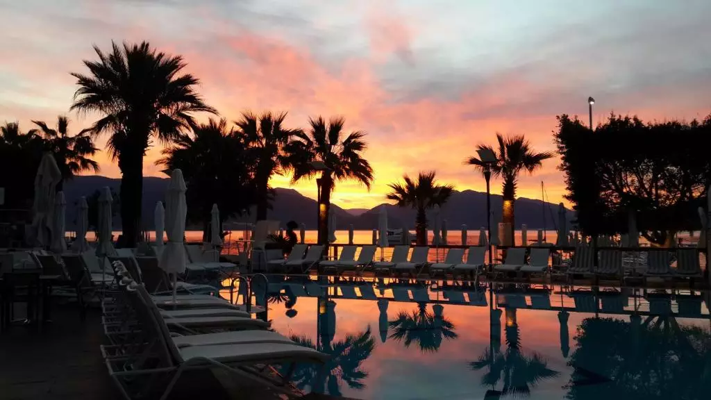 ستیا بیچ ریزورت مارماریس